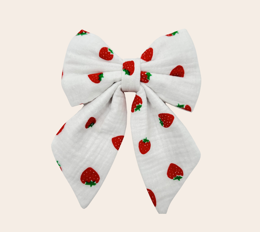 Berry Belle Strawberry Gauze Sweetheart Pet Bow